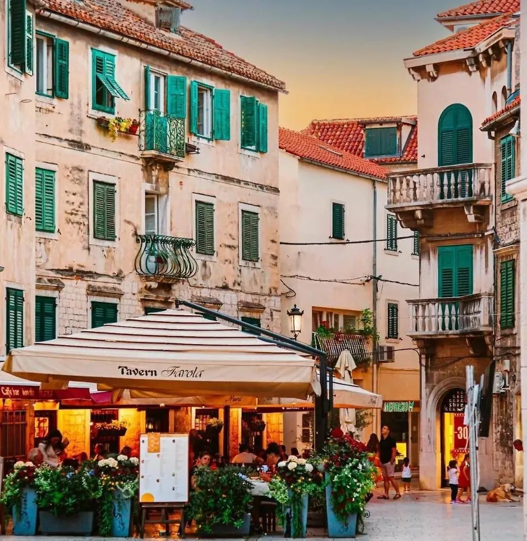 Cascada Sunrise Apartment Split Croatia