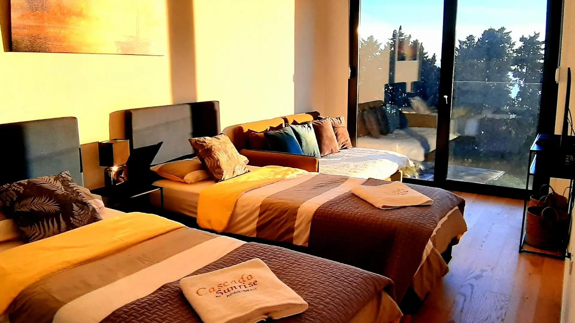 Cascada Sunrise Apartment Split