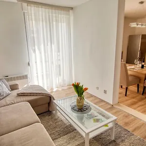Apartment Luxury Nuneni, Split